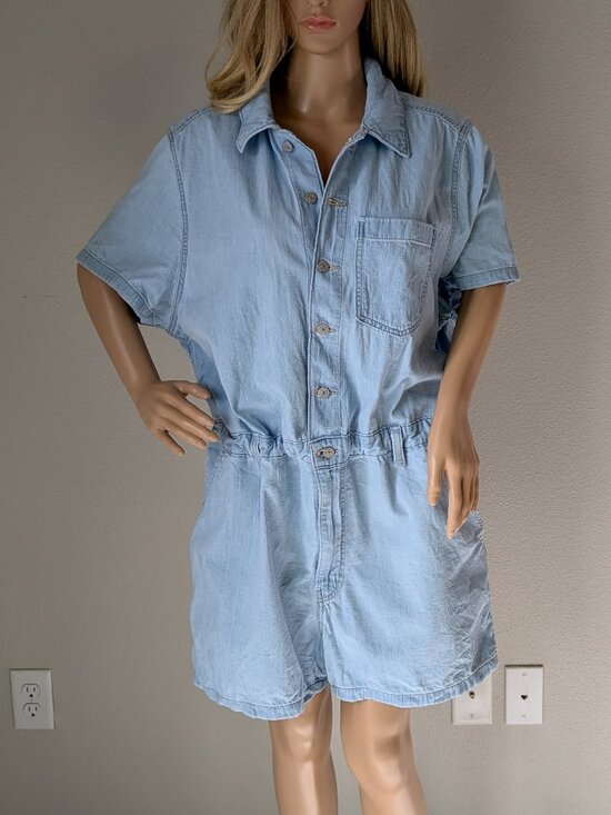 Levi's Pants - Levis Heritage Romper Women's XXL Blue Light Wash Short Sleeve Cinch Belt Loops